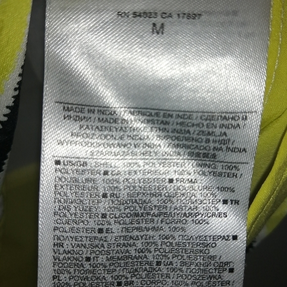 Banana RÉPUBLIC STRIPPED CAMISOLE SIZE MEDIUM - Picture 3 of 3